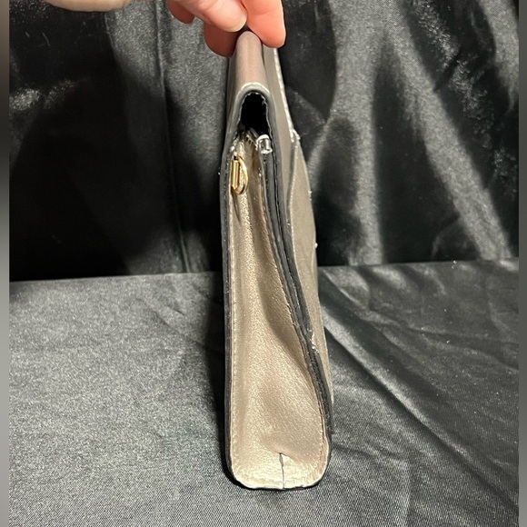 Summer Rose - NWOT’s Rose/Champagne Gold Crossbody/Clutch - Picture 2 of 9